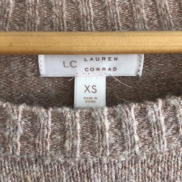 LAUREN CONRAD | Pink heart Valentine’s sweater - Picture 3 of 8